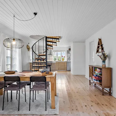 بيت للعطل Awesome In With Wifi